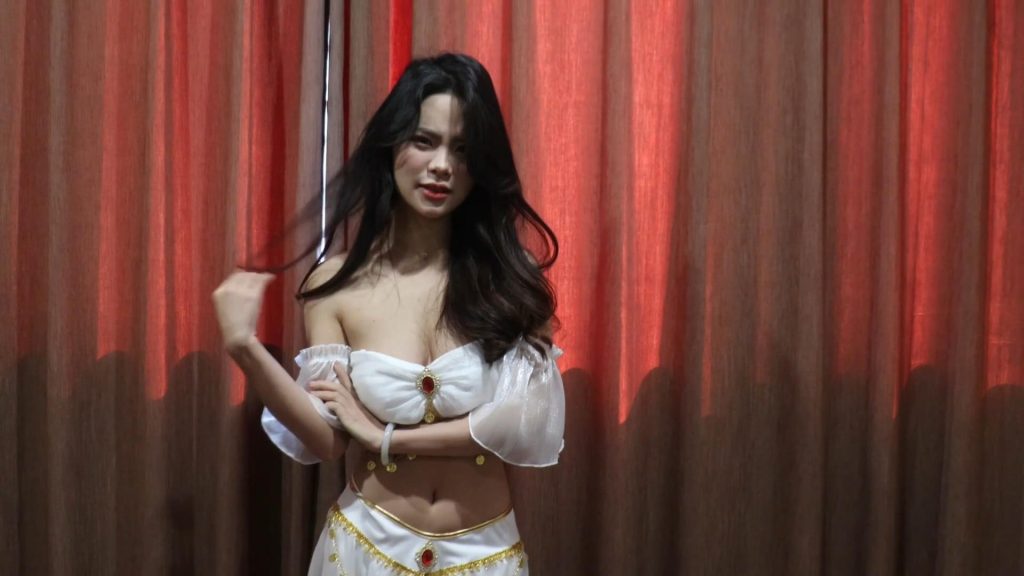 20240407233207577-第三十七部-吞天公主虎姬[00_00_37][20240407-230241]